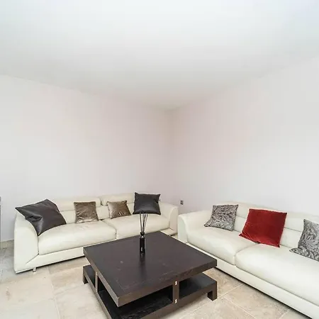 Apartment Terrasse Foch